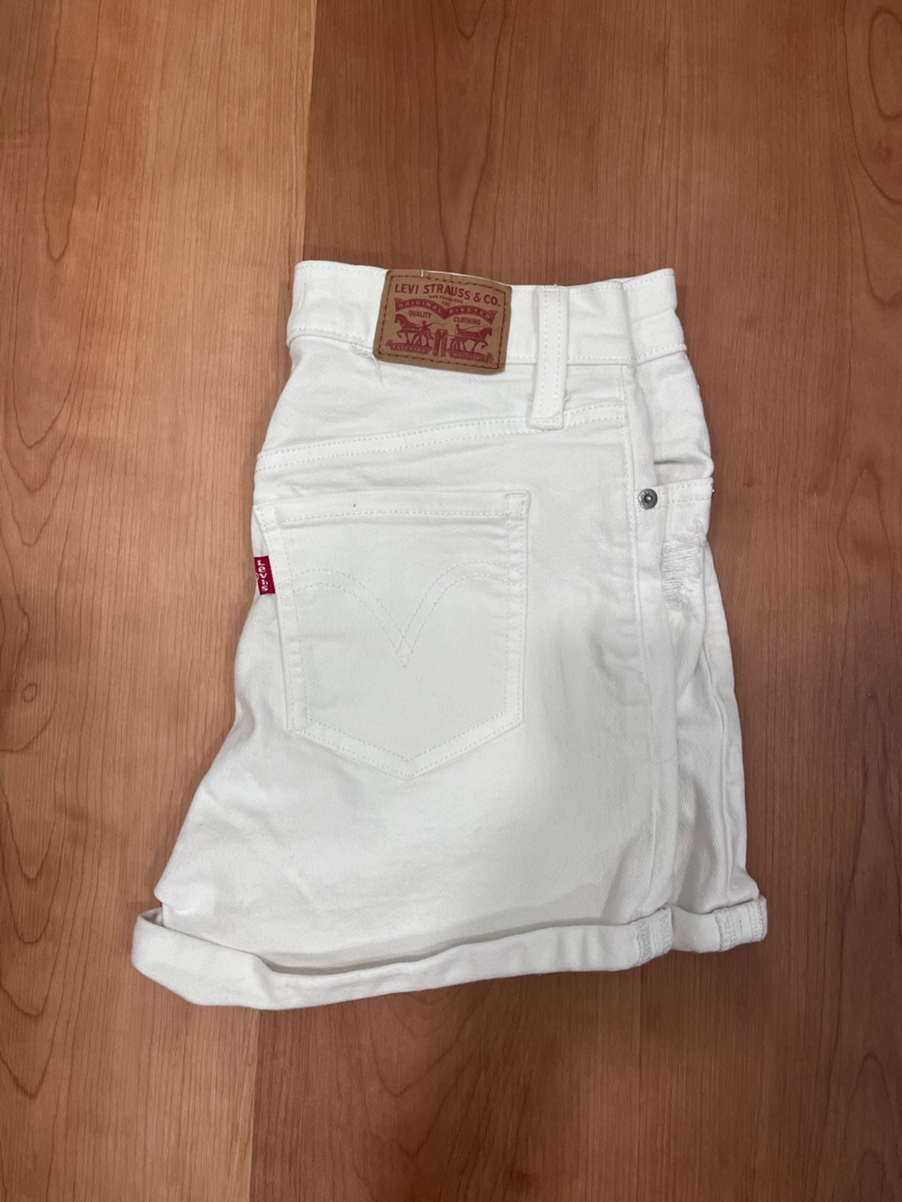Levi’s mid length shorts